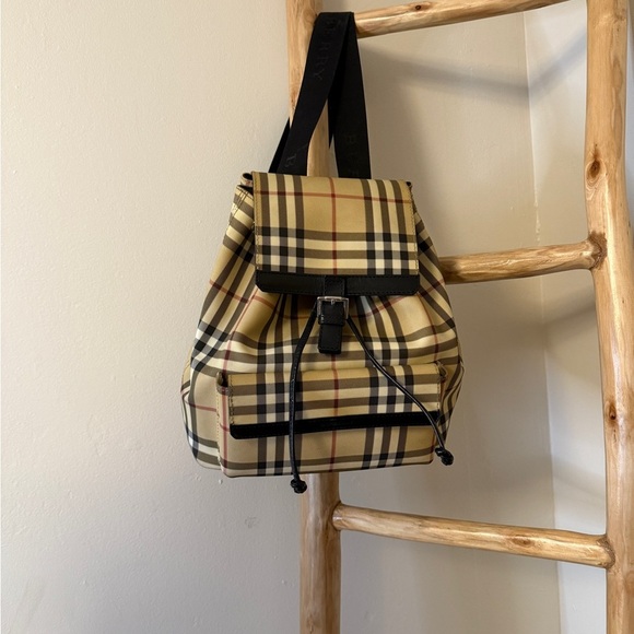Burberry Backpack Traditional Print Like New!! VINTAGE Y2K - Picture 1 of 16